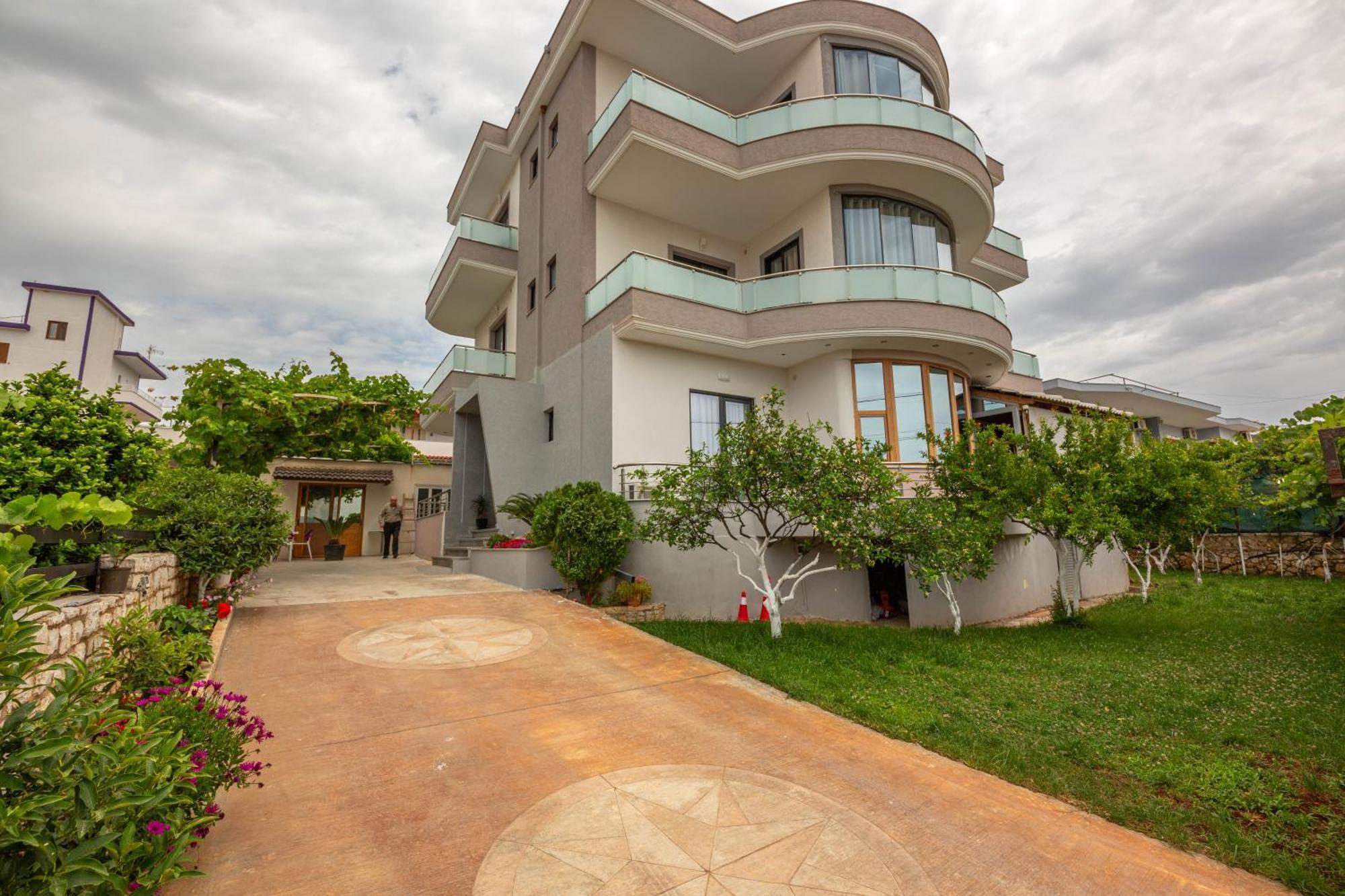 Vila Olserd Shehu Ksamil Exterior foto